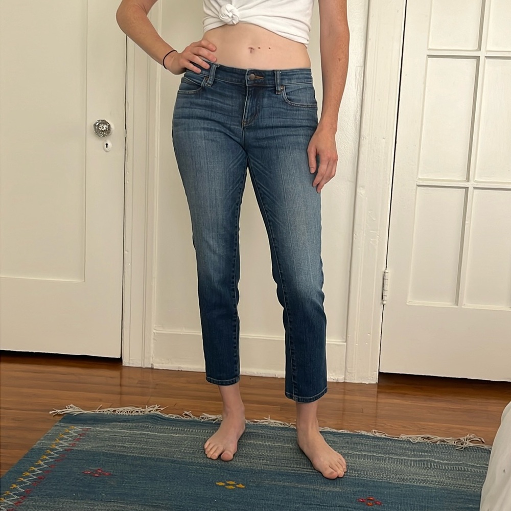 Eileen Fisher cropped jeans.